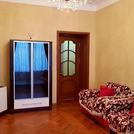 Formula Deluxe Apartment Sea View On Nizami Street Baku Exterior photo